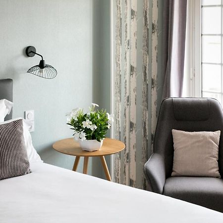 Le Cotentin Appart'Hotels & Restaurant Le Cot' Портбай Екстериор снимка