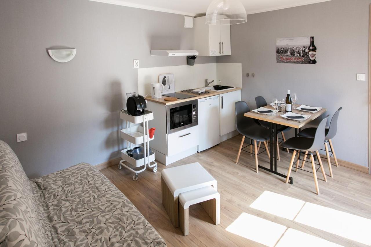 Le Cotentin Appart'Hotels & Restaurant Le Cot' Портбай Екстериор снимка