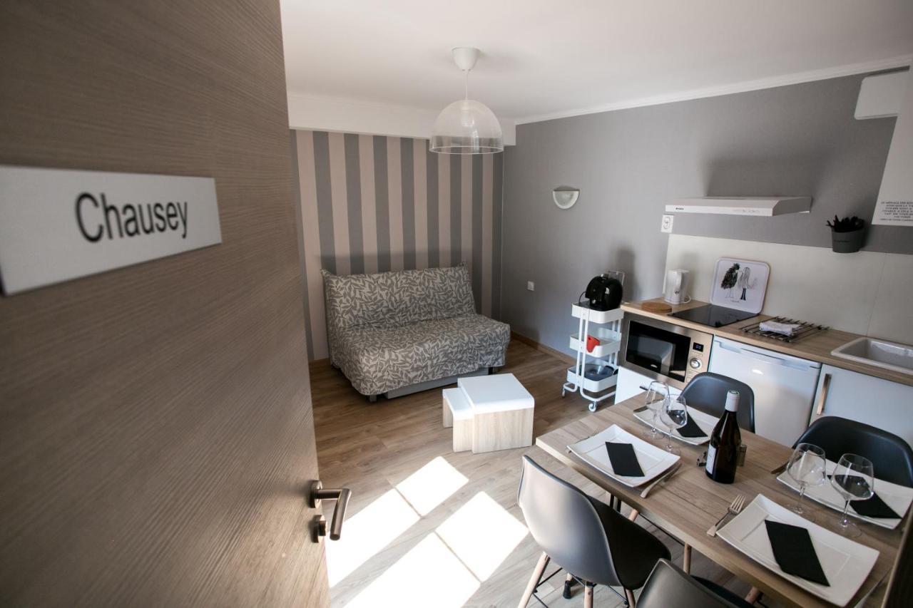 Le Cotentin Appart'Hotels & Restaurant Le Cot' Портбай Екстериор снимка