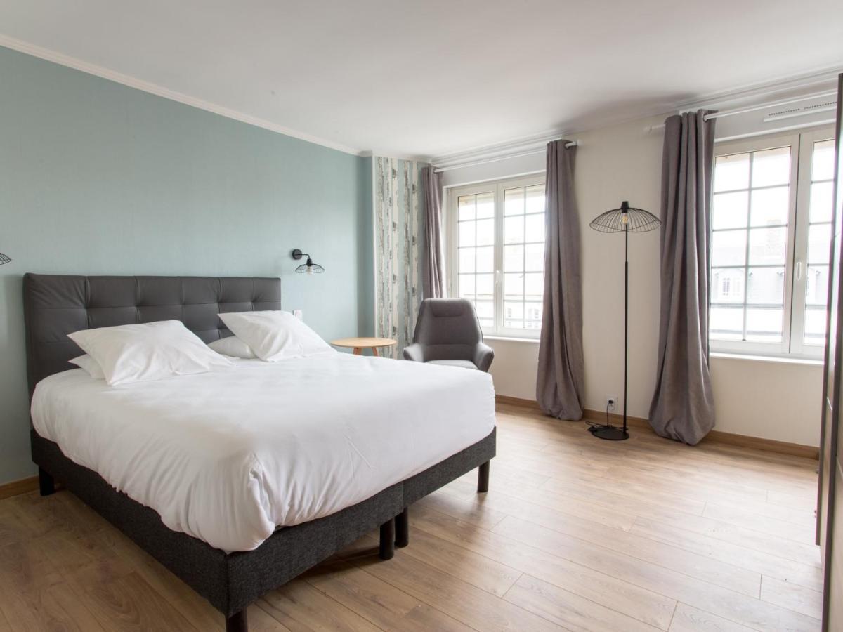 Le Cotentin Appart'Hotels & Restaurant Le Cot' Портбай Екстериор снимка